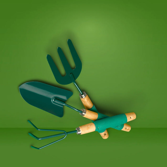 Must-Have-Garden-Tools Whole Leaf Grow & Garden Supplies
